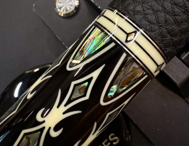 CHUÔI PREDATOR IKON CHINA EBONY