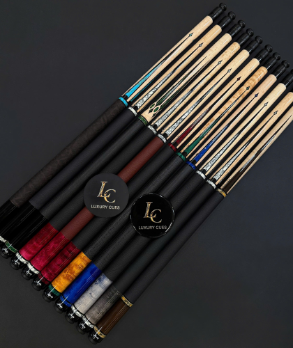 Cơ gỗ hay cơ carbon tốt hơn cho người mới?