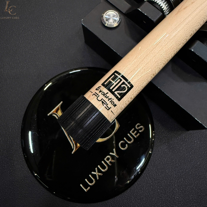 NGỌN CƠ BIDA LỖ FURY HT2 EVOLUTION – CÔNG NGHỆ GIẢM BẠT (LOW DEFLECTION)