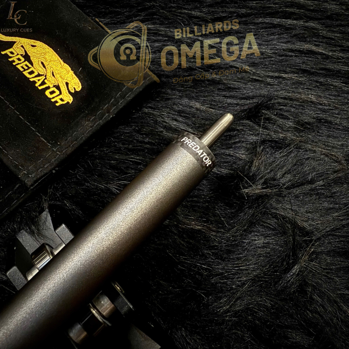 Chuôi Predator P3 Revo Grey Metallic Tay da Luxe 