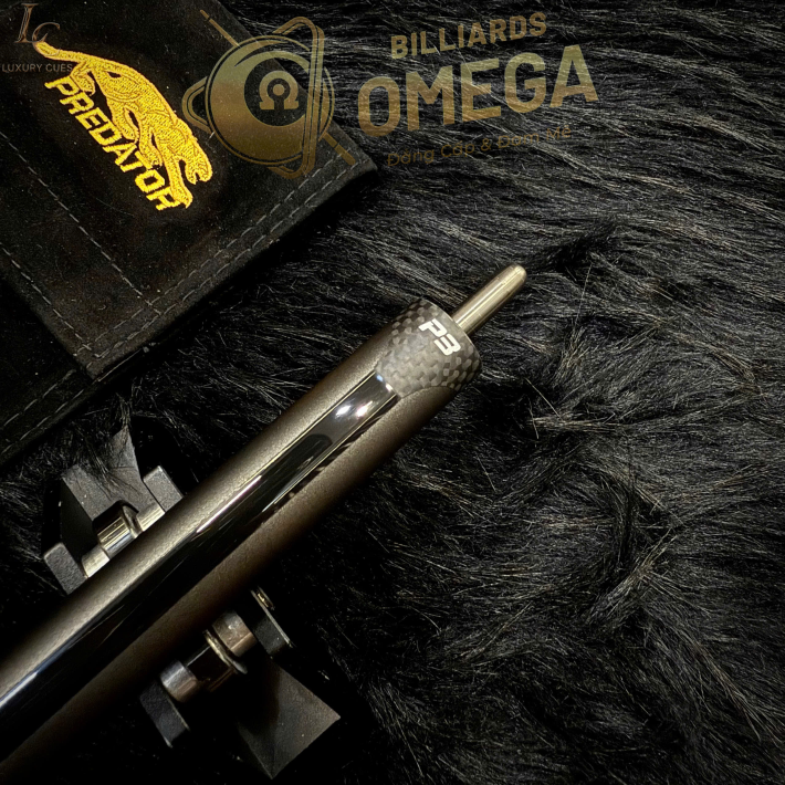 Chuôi Predator P3 Revo Grey Metallic Tay da Luxe 