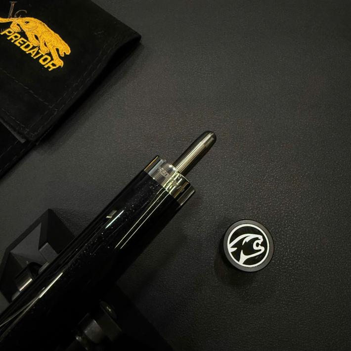 Chuôi Predator P3 Black da Luxe tay trơn