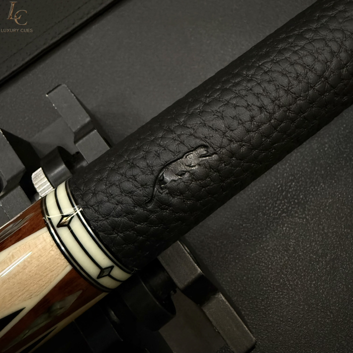 Chuôi Predator IKON 4-1 gỗ Midnight Maple/ gỗ Snakewood